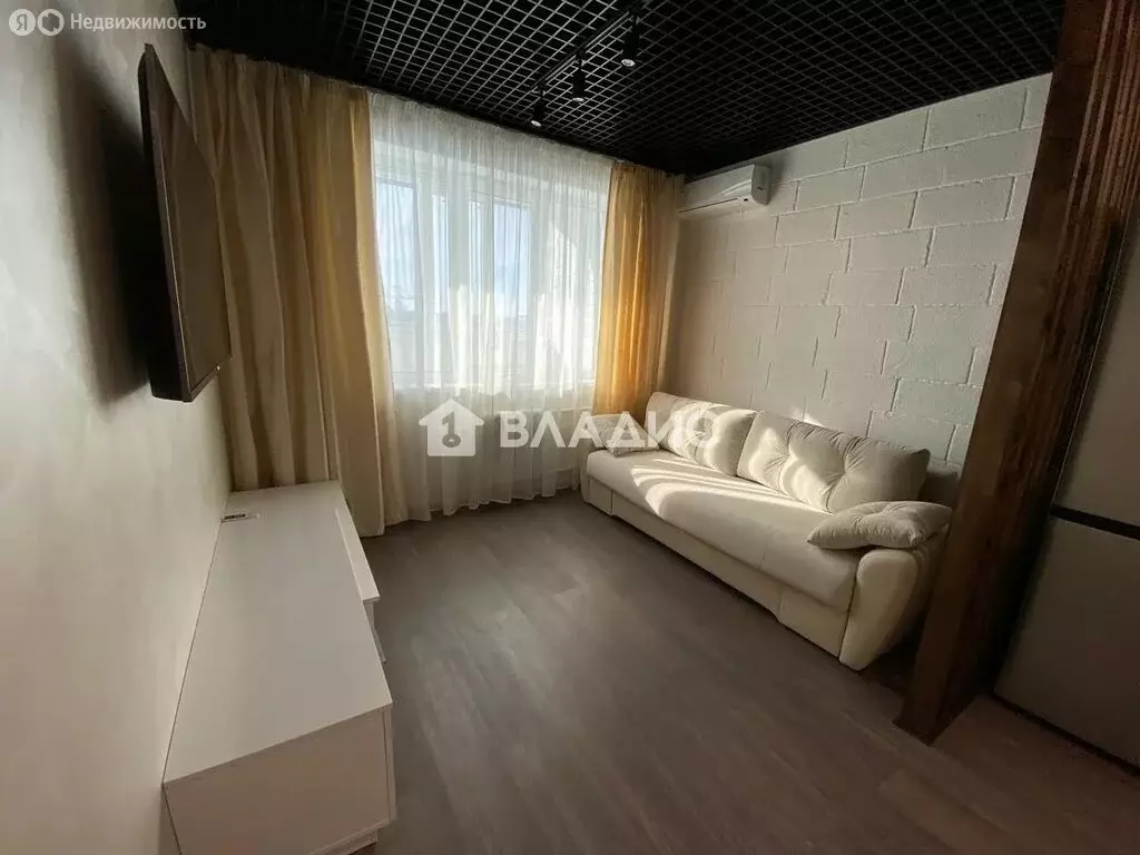 1-комнатная квартира: Уссурийск, улица Андрея Кушнира, 4А (34.7 м) - Фото 2