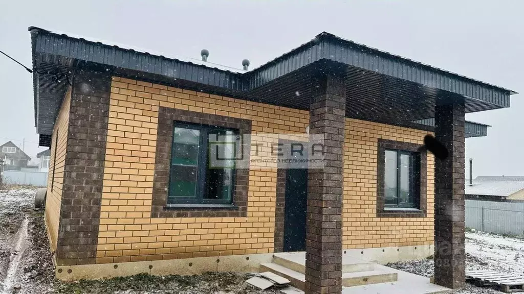 Дом в Башкортостан, Иглинский сельсовет, с. Иглино ул. Белинского, 43 ... - Фото 1