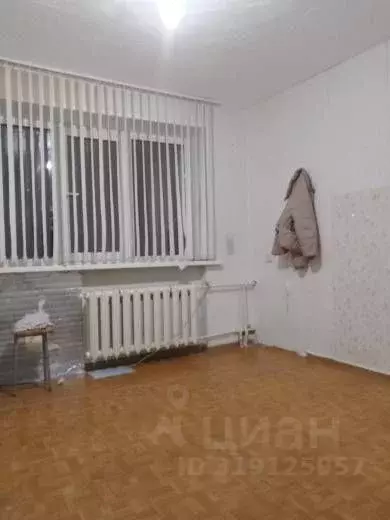 Комната Самарская область, Тольятти ул. Победы, 17 (18.0 м) - Фото 0