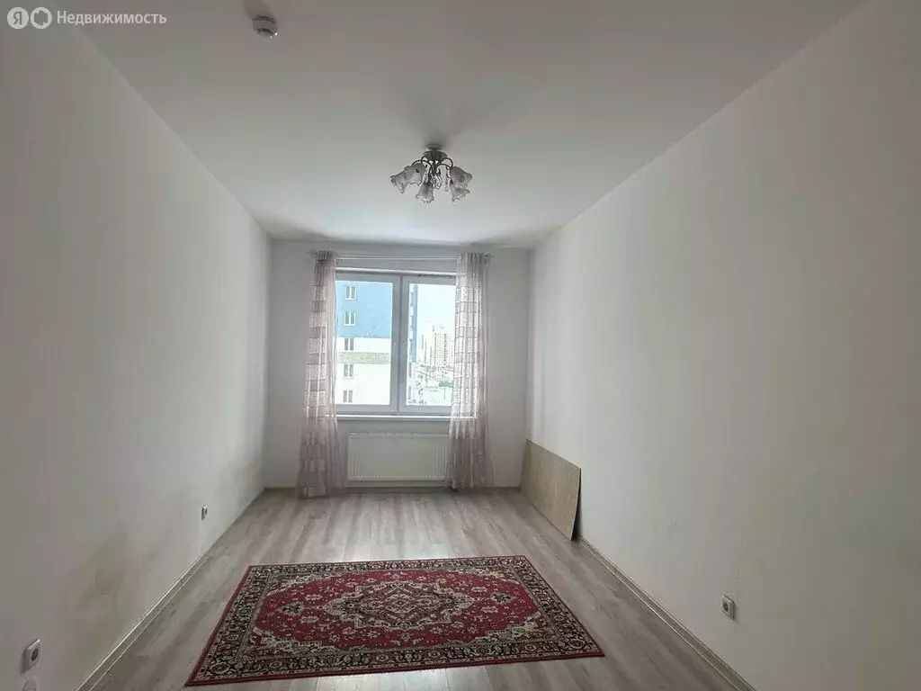 3-комнатная квартира: Екатеринбург, улица Павла Шаманова, 17 (78.9 м) - Фото 2