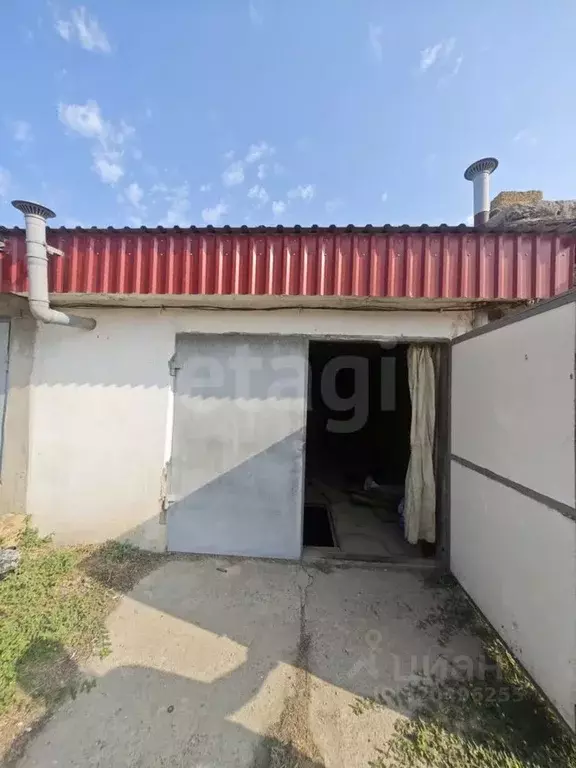 Гараж в Крым, Сакский район, Новофедоровка пгт ул. Арсенальная (46 м) - Фото 1