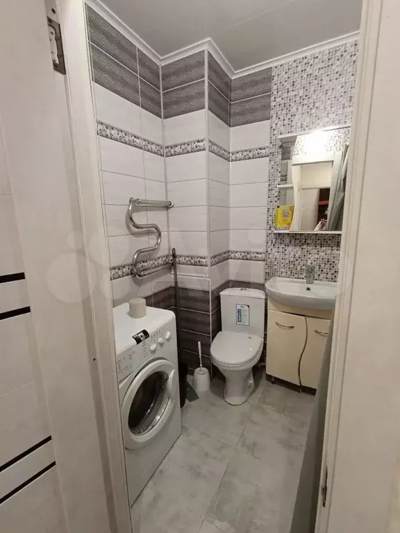 1-к. квартира, 30 м, 4/5 эт. - Фото 1