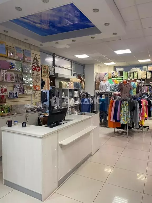 Продам торговое помещение, 143.9 м - Фото 1