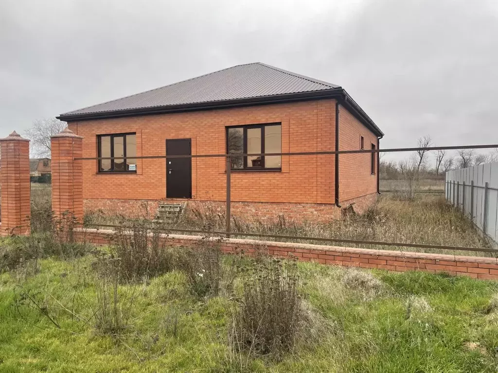 Дом в Краснодарский край, Кущевская ст-ца пер. Весенний (110 м) - Фото 2