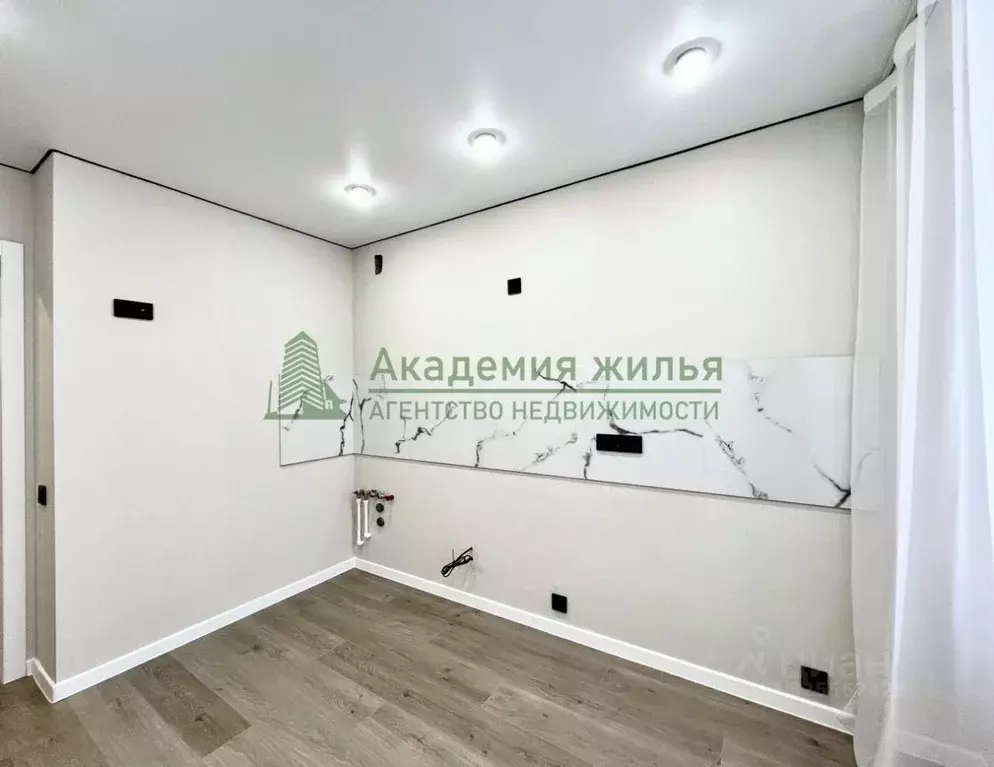 2-к кв. Саратовская область, Энгельс Смоленская ул., 17 (45.6 м) - Фото 2