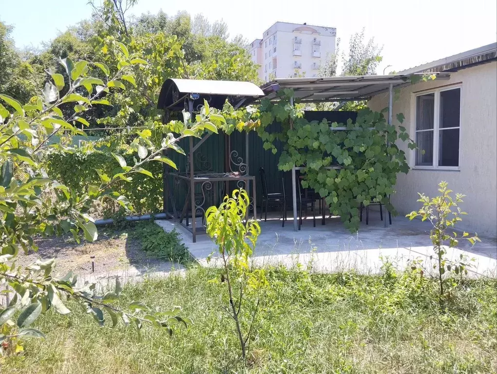 Дом в Ставропольский край, Железноводск ул. Карла Маркса, 96 (2 м) - Фото 1