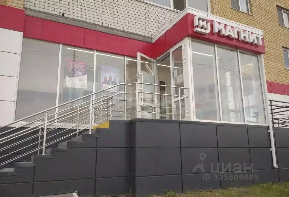 Помещение свободного назначения в Тюменская область, Тюмень ул. ... - Фото 2