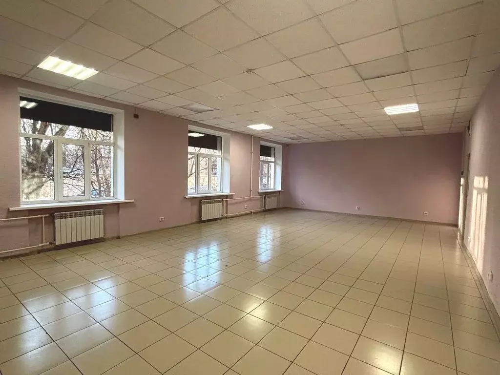 Торговая площадь в Санкт-Петербург ул. Типанова, 8 (140 м) - Фото 1