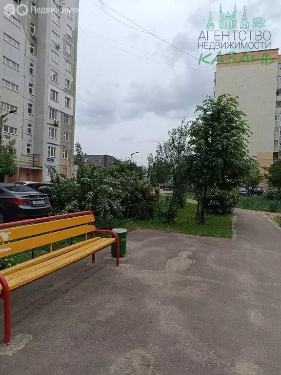 3-комнатная квартира: Казань, улица Хайдара Бигичева, 3 (66.9 м) - Фото 0