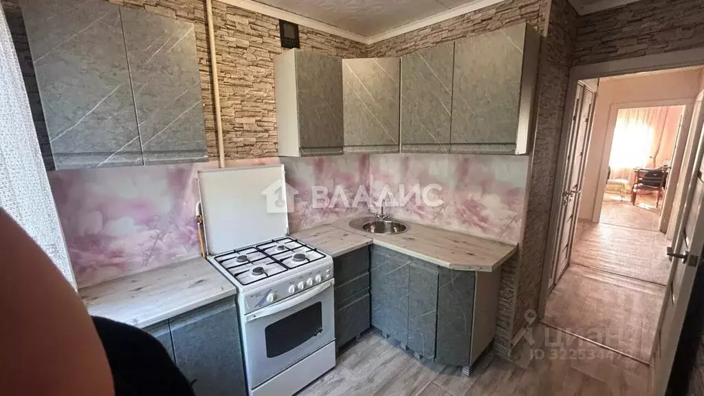 3-к кв. Волгоградская область, Волгоград Пролетарская ул., 35 (60.9 м) - Фото 1