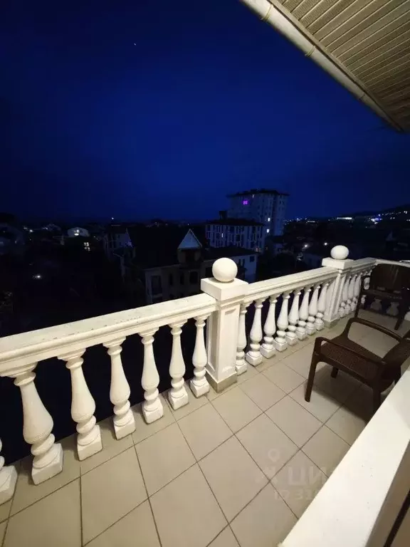 3-к кв. Краснодарский край, Сочи ул. Ленина, 219/5Б (86.0 м) - Фото 0