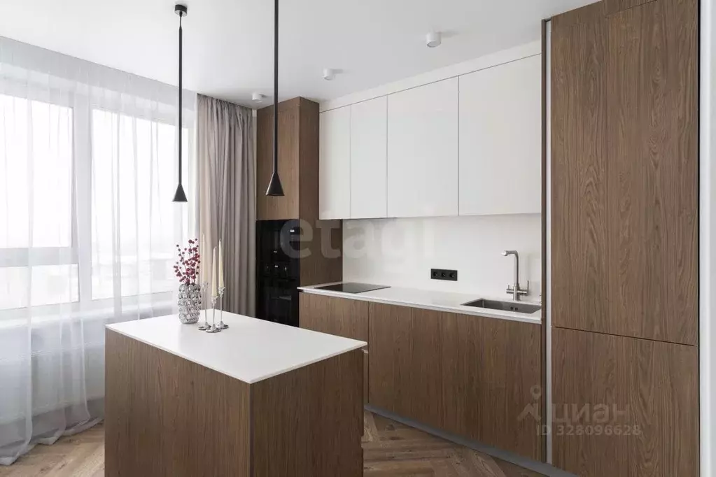 2-к кв. Тюменская область, Тюмень Харьковская ул., 72Б (64.9 м) - Фото 1