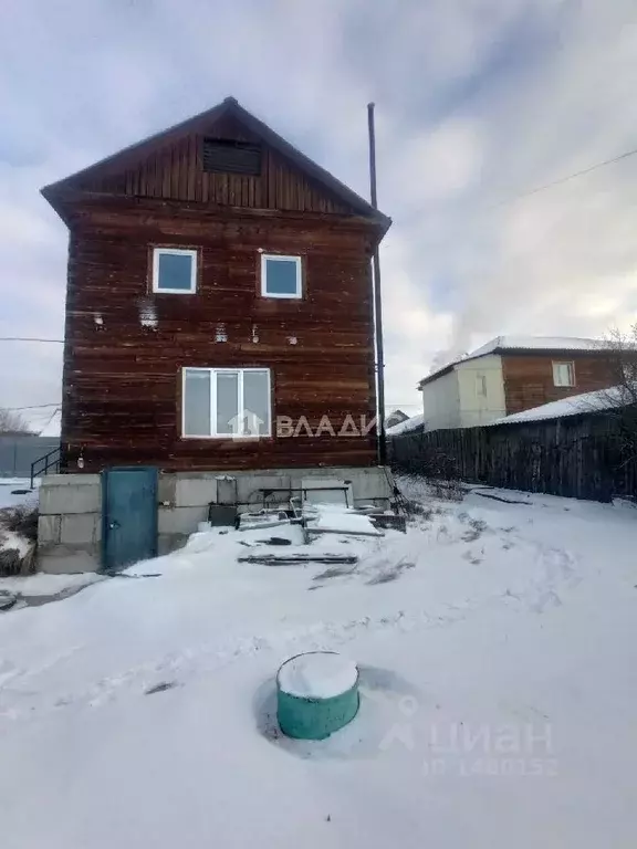 Дом в Бурятия, Улан-Удэ Стадионная ул., 10А (145 м) - Фото 1