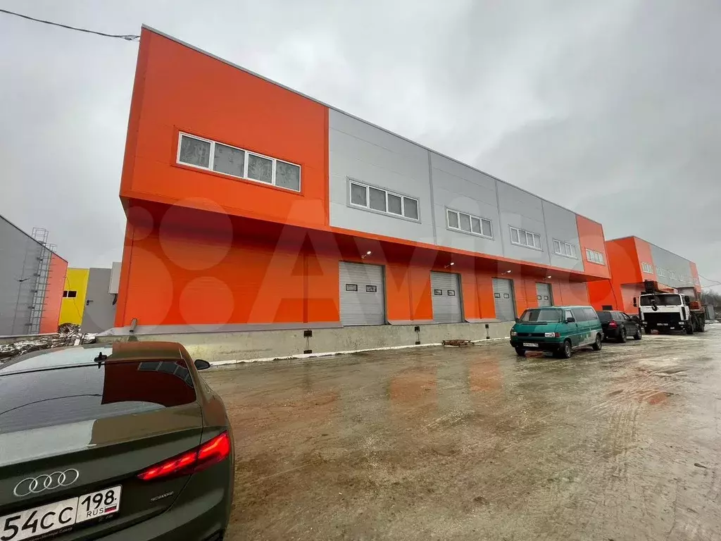 Продажа склада 1500 м2 - Фото 0