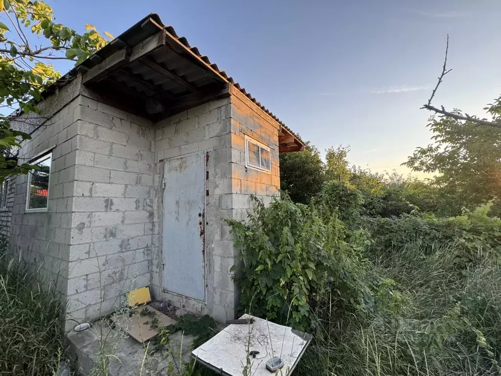 Дом в Волгоградская область, Волгоград ул. Джамбула Джабаева, 44/360 ... - Фото 2
