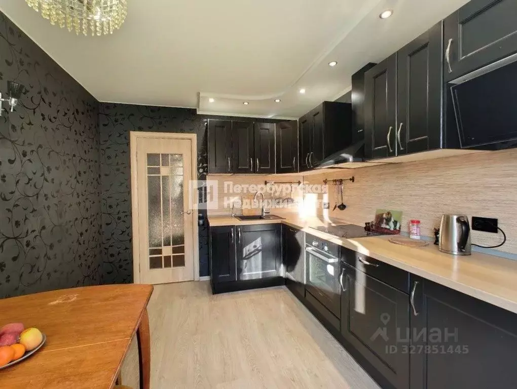 1-к кв. Санкт-Петербург пос. Шушары, Ленсоветовский тер., 29 (40.2 м) - Фото 1