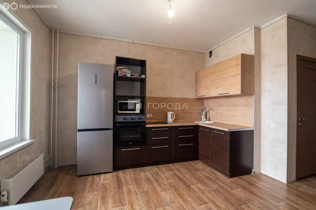 3-комнатная квартира: Барнаул, проспект Энергетиков, 24 (63.4 м) - Фото 0
