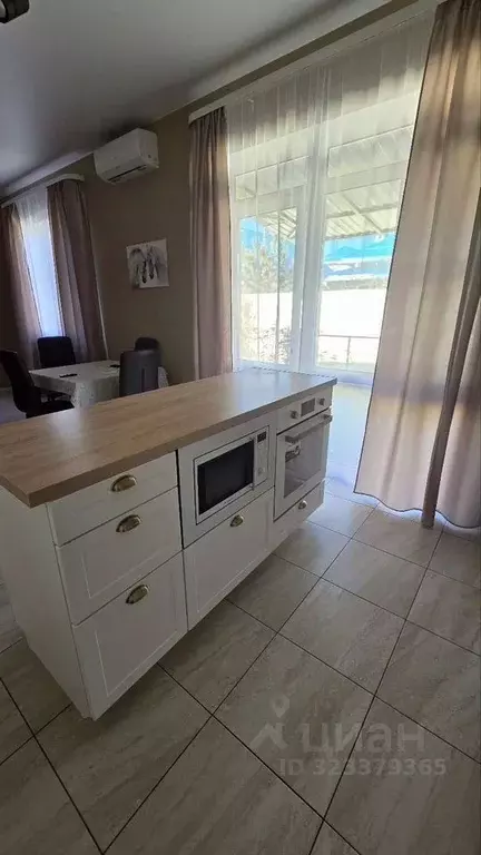 Дом в Краснодарский край, Краснодар ул. Имени Виктора Тюрина, 17 (100 ... - Фото 2