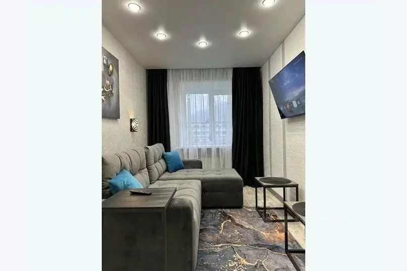 2-к кв. Мурманская область, Кировск ул. Кирова, 43 (42.0 м) - Фото 0