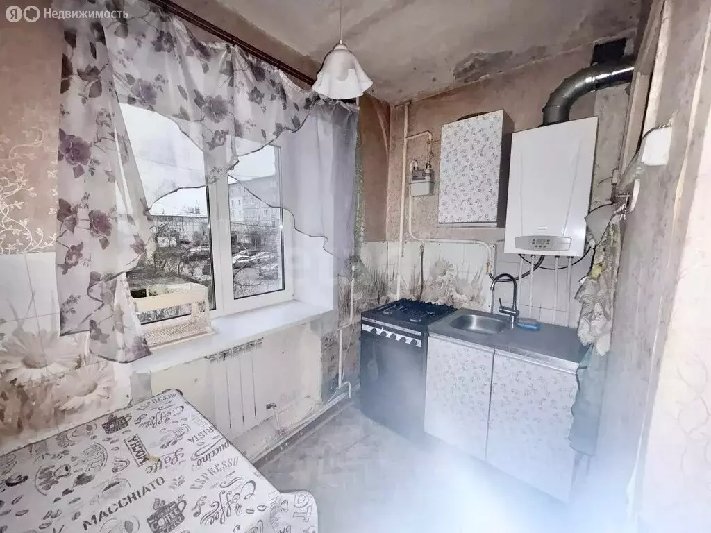 3-комнатная квартира: посёлок Красная Горбатка, Комсомольская улица, ... - Фото 2