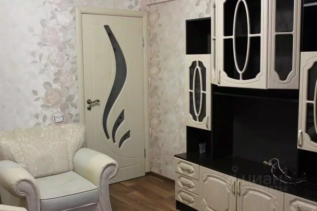 3-к кв. Иркутская область, Бодайбо ул. Карла Либкнехта, 56 (57.4 м) - Фото 1