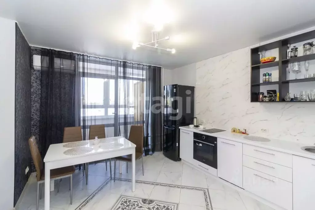 2-к кв. Тюменская область, Тюмень ул. Червишевский Тракт, 45к10 (56.8 ... - Фото 1