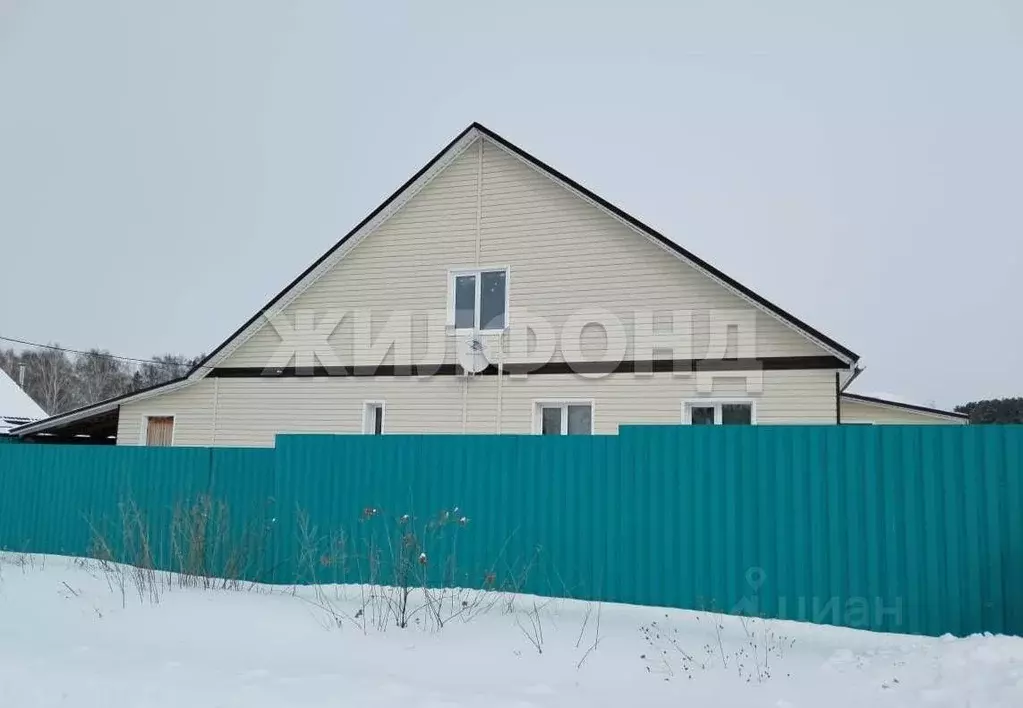 Дом в Новосибирская область, Мошковский район, с. Дубровино Школьная ... - Фото 0