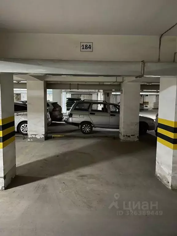 Гараж в Красноярский край, Красноярск Взлетка мкр, ул. Батурина, 30 ... - Фото 1