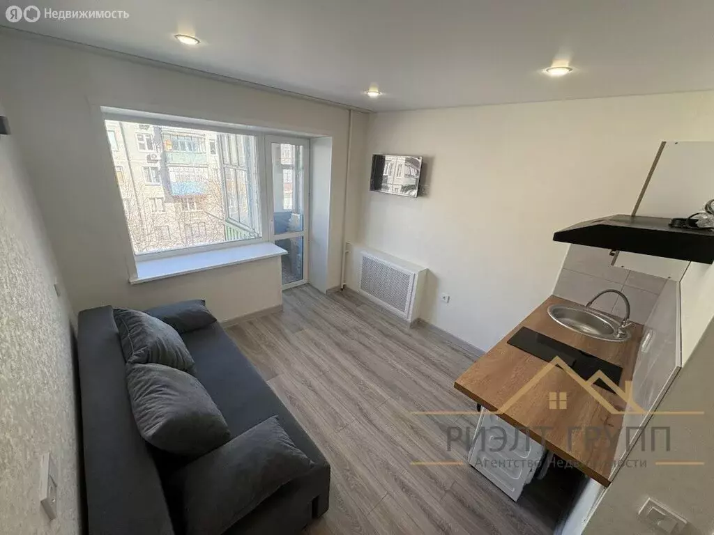 1к в 5-комнатной квартире (18 м) - Фото 1