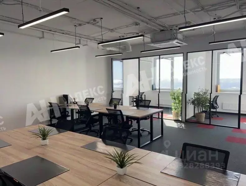 Помещение свободного назначения в Москва ул. Академика Варги, 8К1 (83 ... - Фото 1