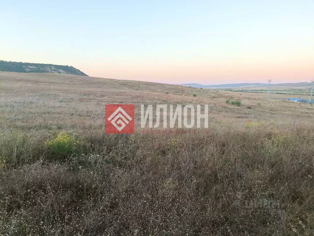 Участок в Крым, Бахчисарайский район, с. Ароматное ул. Подлесная, 1 ... - Фото 1