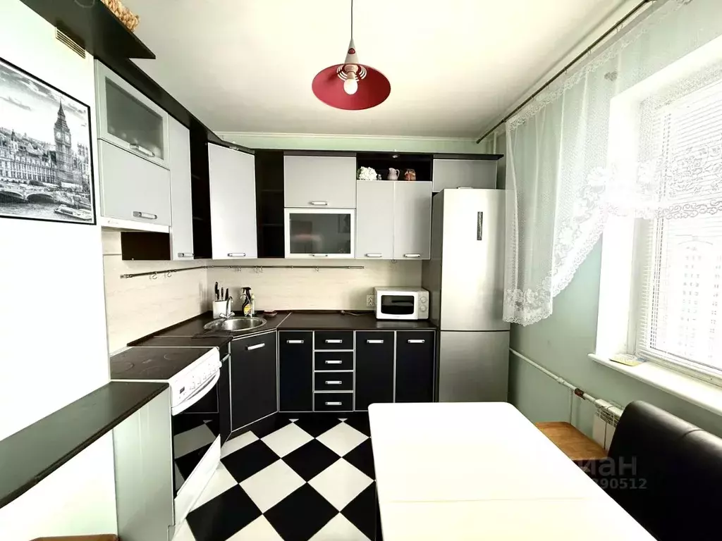 1-к кв. Курская область, Курск просп. Вячеслава Клыкова, 63 (37.2 м) - Фото 1