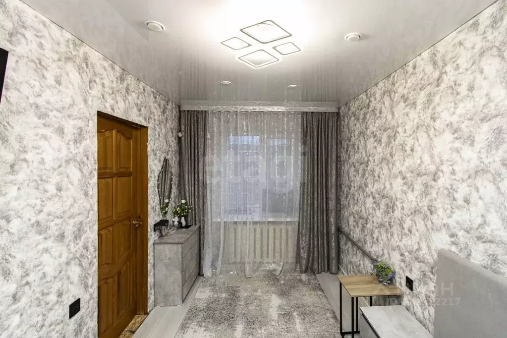 2-к кв. Тюменская область, Тюмень Тульская ул., 4 (41.5 м) - Фото 1