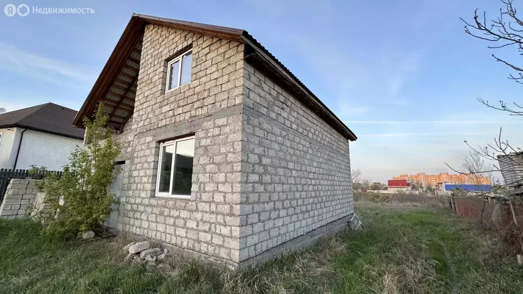 Дом в Волгоградская область, рабочий посёлок Городище, улица ... - Фото 1