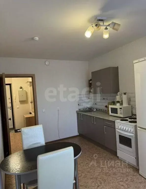 1-к кв. Пермский край, Пермь ул. Красные Казармы, 64 (39.0 м) - Фото 1