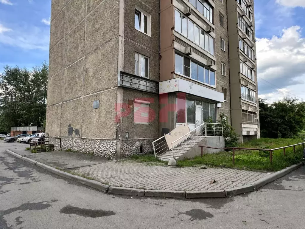 Помещение свободного назначения в Свердловская область, Екатеринбург ... - Фото 1