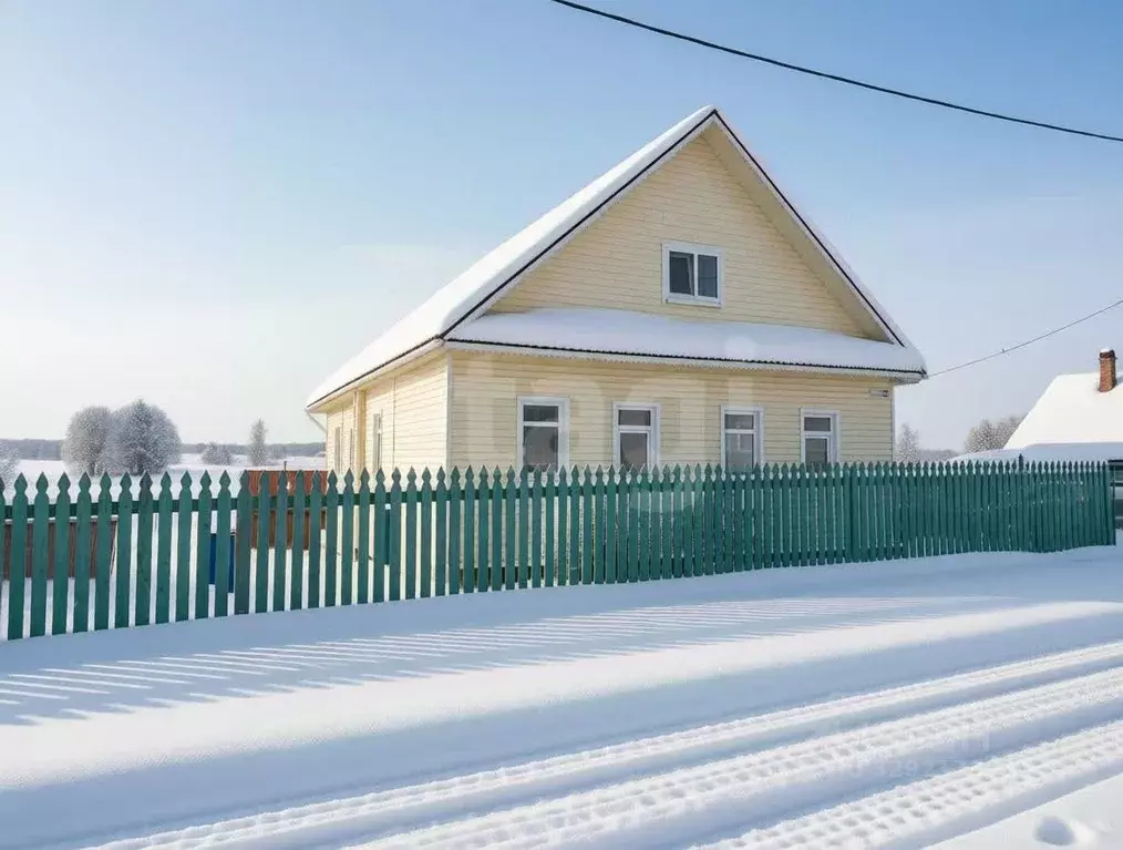Дом в Ленинградская область, Киришский район, Будогощское городское ... - Фото 1