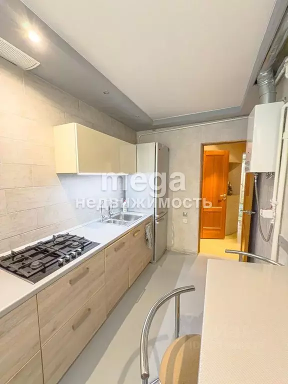 3-к кв. Башкортостан, Уфа просп. Октября, 6 (67.6 м) - Фото 1