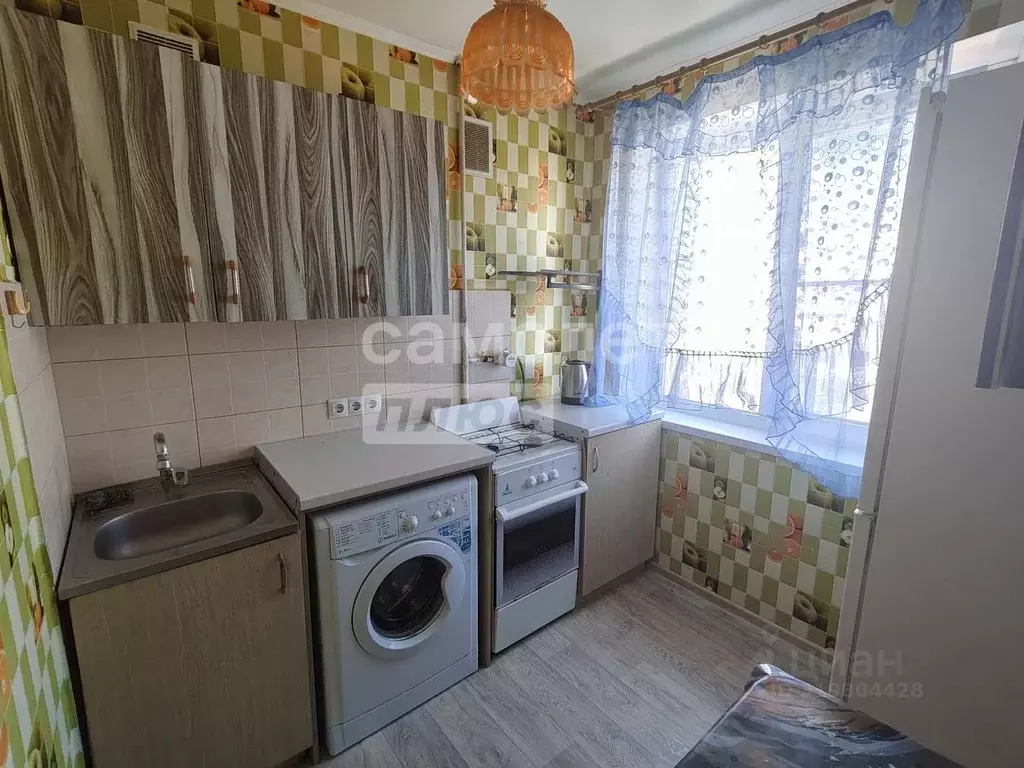 2-к кв. Белгородская область, Старый Оскол Рудничный мкр, 5 (44.3 м) - Фото 0