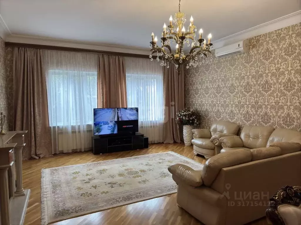 Дом в Дагестан, Махачкала ул. Циолковского, 34А (300 м) - Фото 0