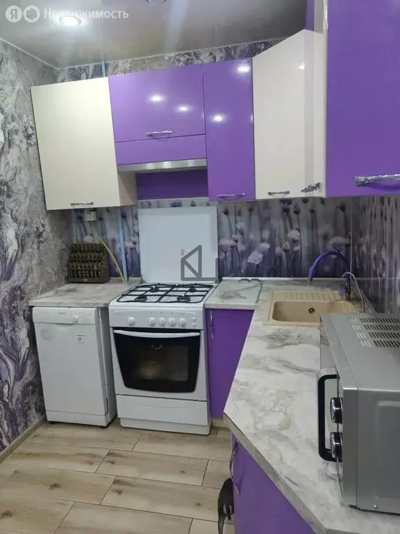 3-комнатная квартира: Копейск, улица Семёнова, 7 (65.7 м) - Фото 1
