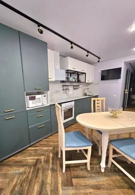 3-к кв. Саратовская область, Саратов проезд 13-й Шелковичный, 13 (93.0 ... - Фото 1