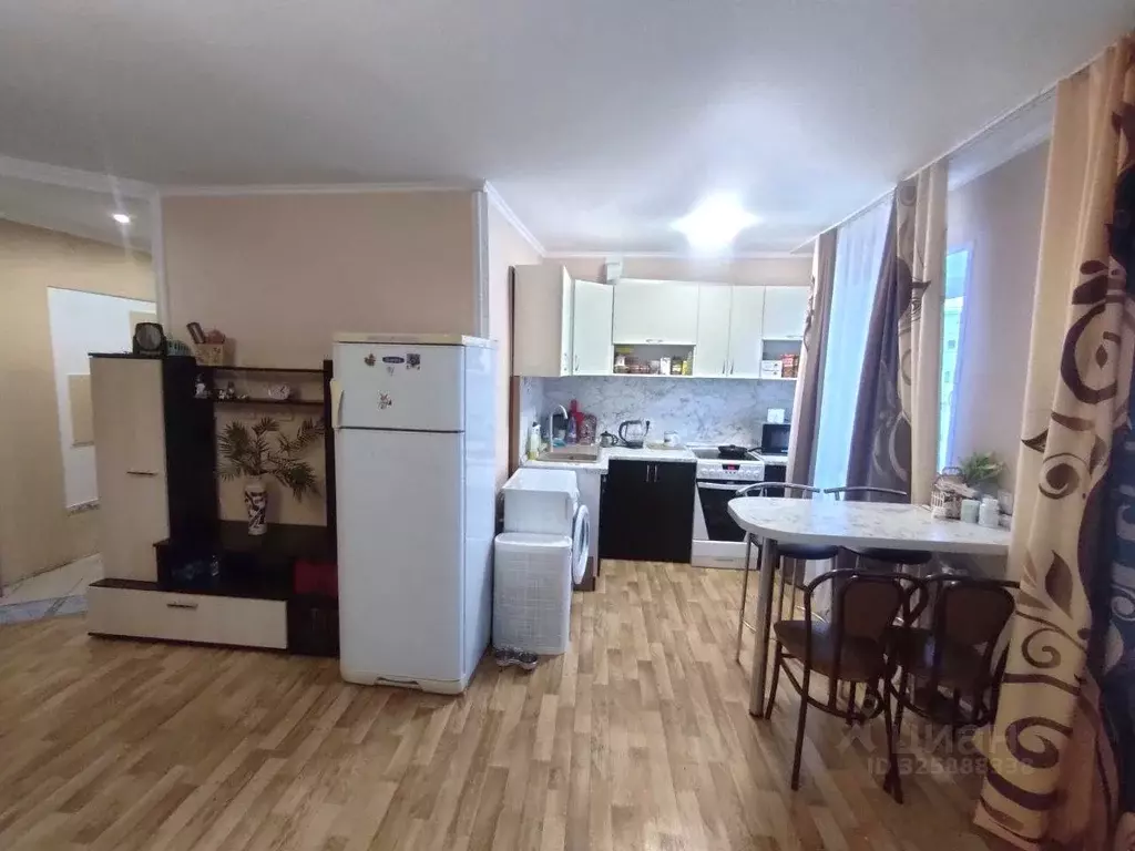 3-к кв. Красноярский край, Красноярск ул. 2-я Хабаровская, 12 (56.9 м) - Фото 1