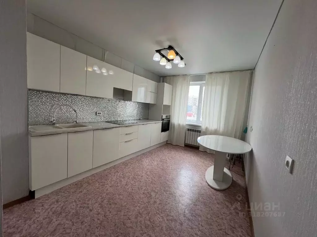 3-к кв. Татарстан, Казань ул. Айрата Арсланова, 11 (79.9 м) - Фото 1