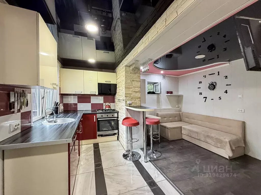 Дом в Ростовская область, Таганрог Мартеновская ул., 3А (50 м) - Фото 1