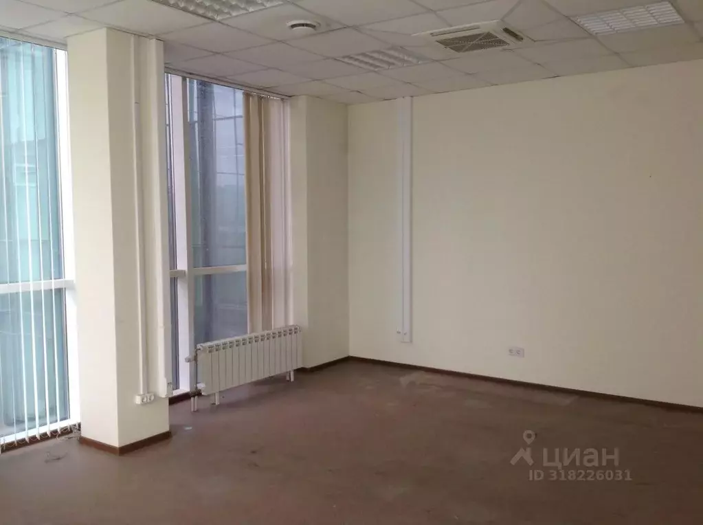 Офис в Красноярский край, Красноярск ул. Маерчака, 16 (30 м) - Фото 1