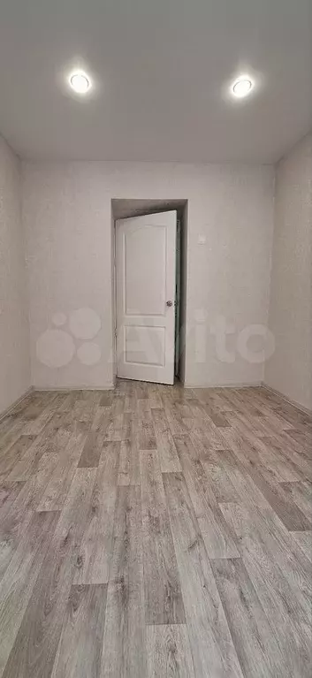 Комната 12 м в 4-к., 4/9 эт. - Фото 1