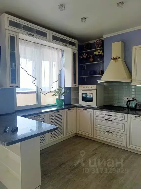 2-к кв. Краснодарский край, Геленджик Киевская ул., 48 (76.0 м) - Фото 1
