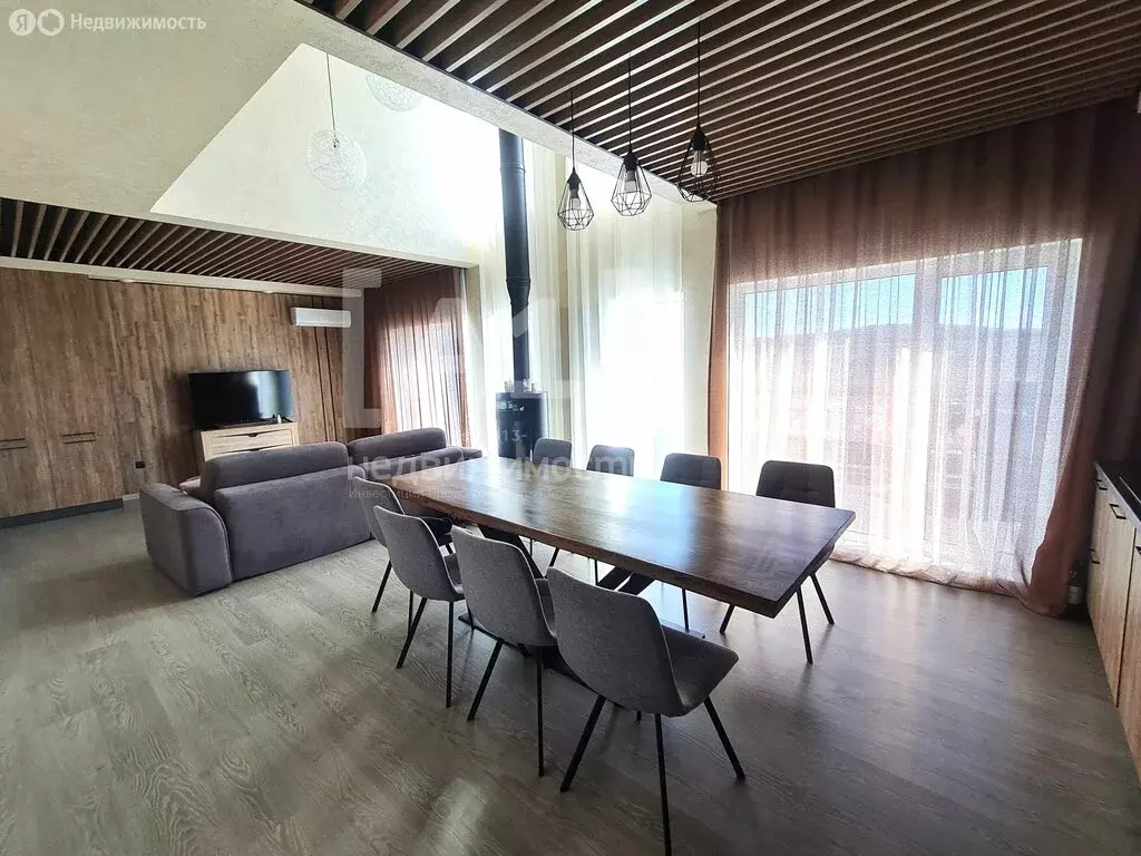 Дом в село Сыростан, Известная улица (144.8 м) - Фото 2