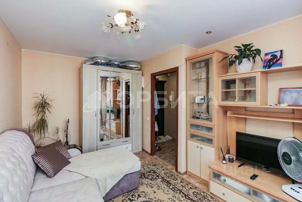 1-к кв. Тюменская область, Тюмень ул. Западносибирская, 12к3 (28.0 м) - Фото 1